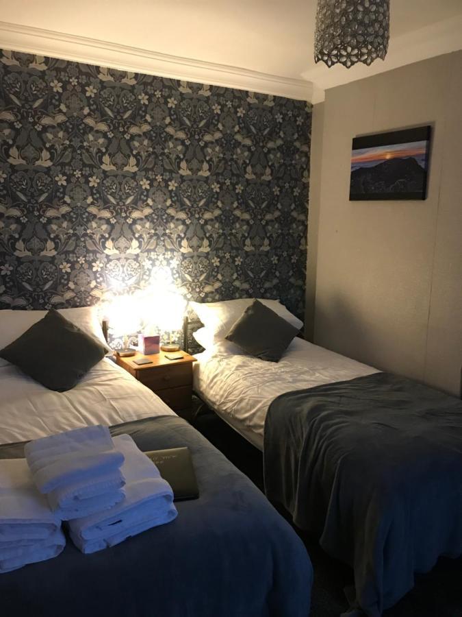 Dale View bed&breakfast Holmrook Esterno foto